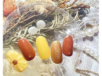 ジュアール(JuAR)/ひまわりネイル