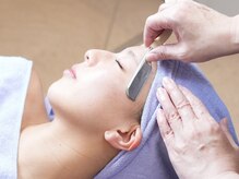 シェービングは国家資格を持つ理容師のみが施術可能です