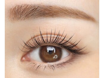 ラッシュズハナ(Lashes Hana)の写真/モチの良さに自信あり☆お得な価格で何度も通いやすい♪自まつ毛の負担を最小限に抑えた施術で満足度◎
