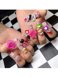 ゴテゴテキティーネイル