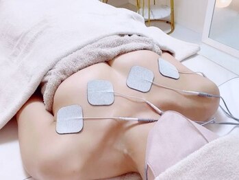 美人バスト リグラス(ReGrous)の写真/大きさ・形・産後…育乳最強マシン×熟練ハンド技術で貴方のバストが変わります♪結果重視バストケア専門店