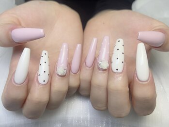 カナネイル(KANA.nail)/長さだしドットバラネイル
