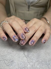 個性派ニュアンスネイル