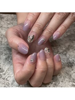 エーナイン イオンモール三川店/グラデーションネイル