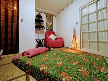 セレニティ(serenity)/タイ古式ルーム(フロアマット)