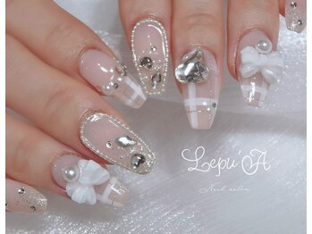 レプア(Lepu'A)の写真/どんなシーンにもぴったりなついついみちゃう指先に。いつ見てもどこから見ても美しく、細部まで拘ります。