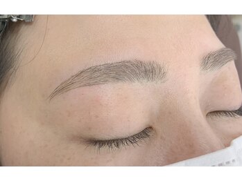 プラスアイ 横浜西口店/アイブロウスタイリング