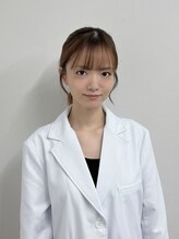 神戸駅前美容鍼灸院 吉田 千夏