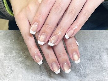 ネイル クランツ(nail kranz)/マグネフレンチネイル