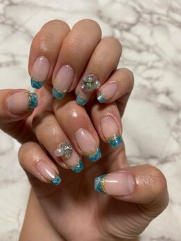 プラス デ ネイル(+ de nail)/ハンド☆フレンチ 6,050円~