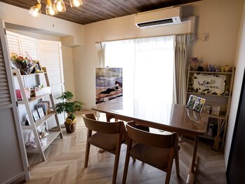 ヨサパーク ティノ 四條畷店(YOSA PARK TINO)の写真/他のお客様を気にすることなくお悩みのお話しができる完全プライベートサロン☆