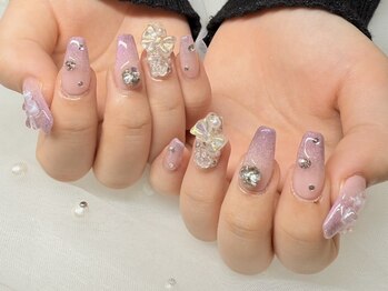 ルーンネイル(Lune Nail)の写真/ニュアンス・マグネット・フレンチ◎幅広いデザインで映える指先に！スカルプ/チップ/長さだし/ブライダル