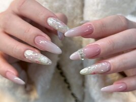 ガーリーネイル