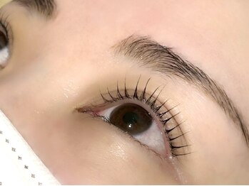 エクシアホワイトニング 碧南店の写真/碧南市◇【パリジェンヌラッシュリフト/まつ毛パーマ4950円】ナチュラルで華やかに♪理想の美しい目元へ◎