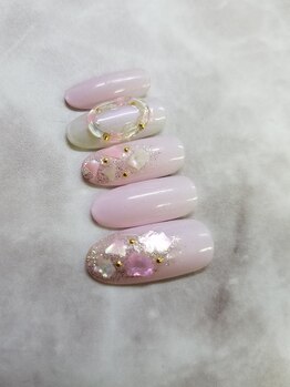 ネイルサロン ネイルクク(Nail KUKU)/シェル