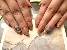 幅広いデザインをご提案致します☆詳しくはinsta _miel.nail__