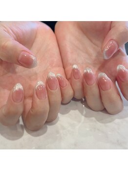 フルール(Nail salon fleur)の写真/≪定額コース多数有!≫最旬アートやストーン・パーツも豊富!ハイセンスなトレンドデザインもお任せ下さい♪