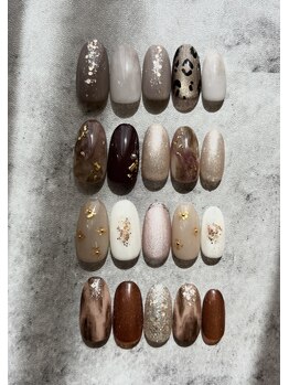 ネイルドゥマルシェ(Nail du Marche)の写真/トレンドネイルがそろう定額コース♪人気のマグネット・ミラー・グラデーションなどデザイン豊富☆
