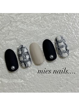 ミィスネイルズ(mies nails.)/トレンドデザイン