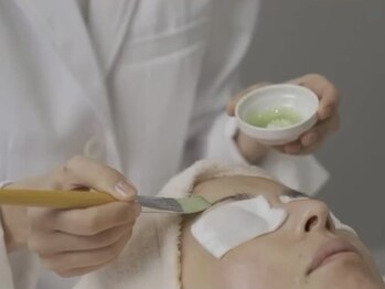 ブレス(Breath)の写真/【お悩みに合わせて選べるメニュー】ピーリング/光フォト/毛穴洗浄など◎内側から透明感のあるお肌へ改善！