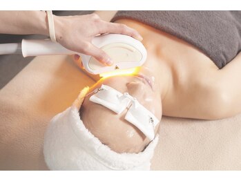 ペルラペティーユ(PERLA PETILLER)/【facial】光フォト