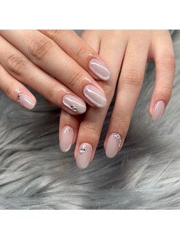 ラソ(Lazo m.)の写真/お肌に合わせたスキンカラーをご提案！シンプルだけど上品に☆お仕事でもOKなネイルが多数◎