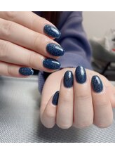 メオネイル(MEO NAIL)/濃紺ラメで大人シックネイル