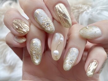 ネイルアンドアイラッシュ シシュ 高槻店(nail&eyelash SyiSyu)の写真/デザインは好きだけど、長さが揃ってなくて満足できない方へ。ジェルでの長さ出し１本～対応★