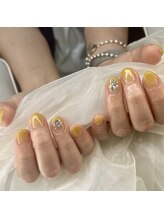 トランスモード ネイル/イエロー×シェル　￥7700