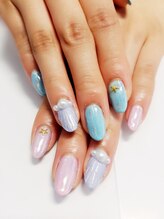 ベティ(Betty)/シンプルマリンネイル