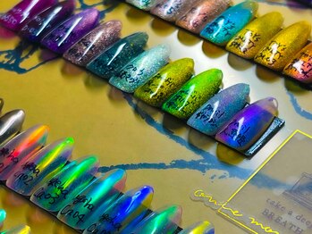 ミラーやマグネットも豊富