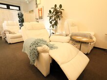 プレミア水素東京 名駅店/リクライニングチェアでゆったり