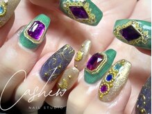 カシュー(Cashew)/ジャスミン風お任せネイル