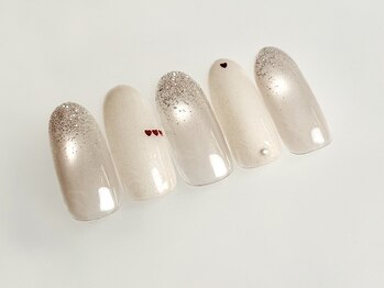 ローズデール アベイユ(ROSEDALE Abeille)/ハートホロネイル