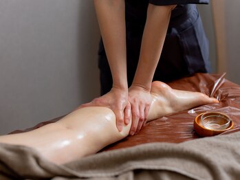 ムク(MUKU)/むくみ脚を丁寧ケア