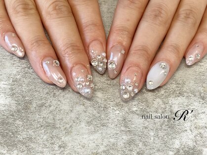 アール(R')の写真