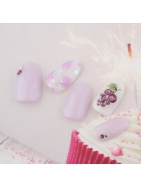 キラキラストーンブドウネイル