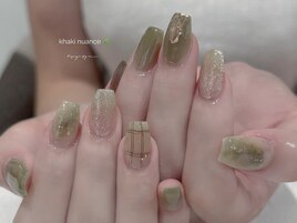 カーキ ニュアンスネイル