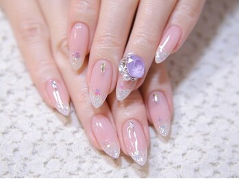 アフィック ネイル(afic nail)の写真/【ケア＆他店オフ込1カラー/グラデーション￥3850】シンプルなのに存在感のある指先☆モチの良さも◎