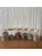 ポノ(Pono)/6種類のハーブのご用意♪