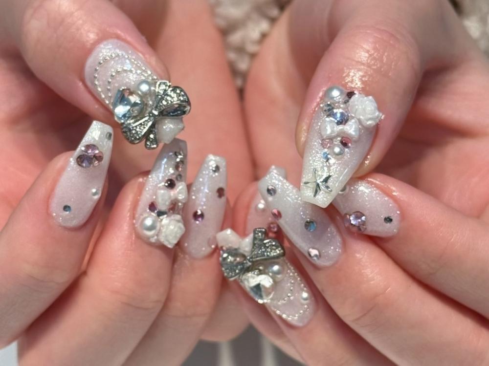 2026年春トレンド】ホワイト ワンカラーのネイルデザイン集｜人気順