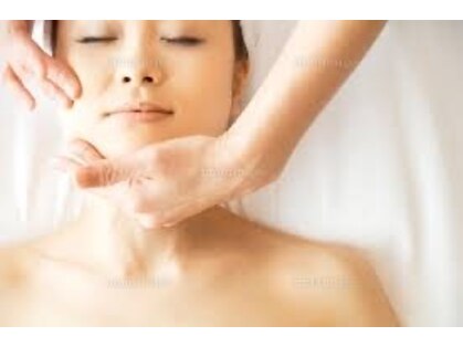 ケセラプラス JR総持寺店(QueSeraPlus)の写真