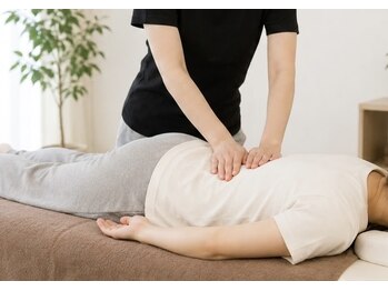フレッシュ リーフの写真/辛い腰の悩みに終止符を！本格的な手技で緊張した筋肉を解き、根本からスッキリ軽やかな身体へ