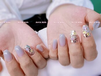 お花のホロネイル