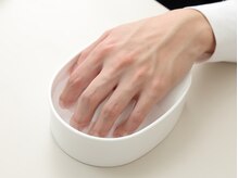 アーバンネイル(URBAN NAIL)/工程１ 甘皮ふやかしてます♪