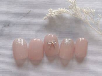 ベルファム(Belle femme)の写真/お仕事柄派手なネイルができない方に◎シンプルデザインでも貴方らしさをいっぱいに♪