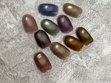 グラッドネイル 新宿店(GLAD nail)の雰囲気（オフィスカラー、マグネットの種類豊富/new color）