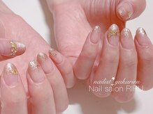 リル(RIRU)/キラキラグラデーションネイル