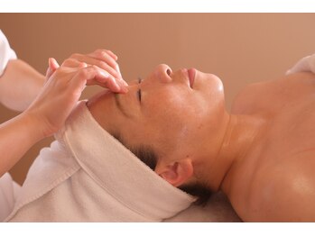 ポーラ 新居浜店(POLA)/お顔のコリ感スポット 3