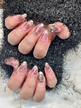 ビーメルシー 天満橋(bea.merci)/チーク×ガラスフレンチネイル